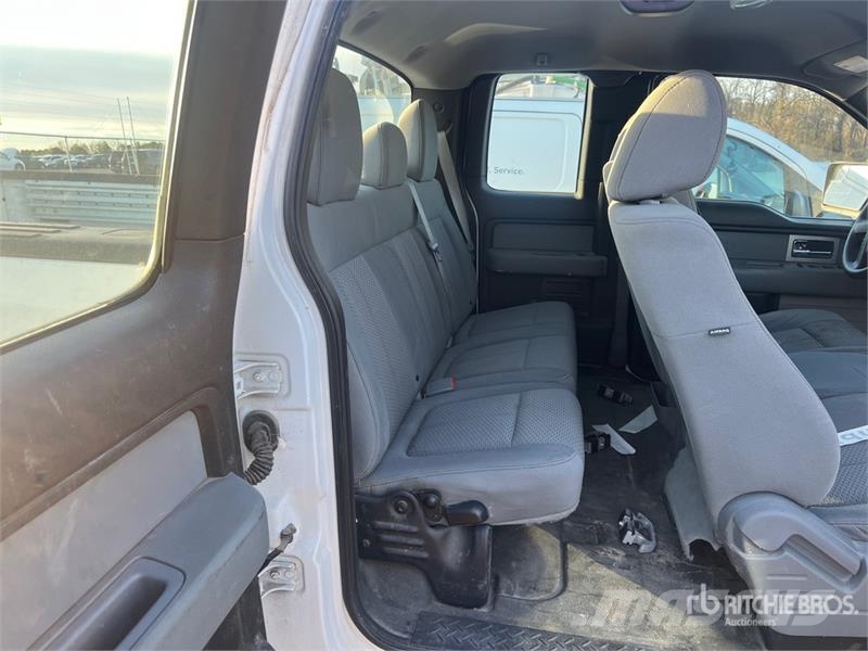 Ford F-150 4x4 Extended Cab Pickup Andere Transporter