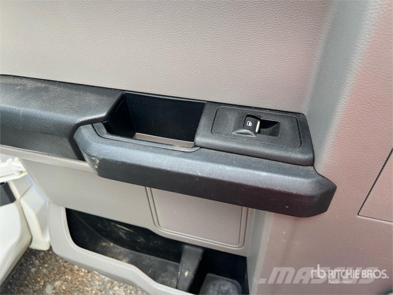 Ford F-150 4x4 Extended Cab Pickup Drugi