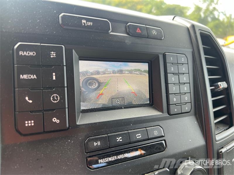 Ford F-150 4x4 Extended Cab Pickup Drugi