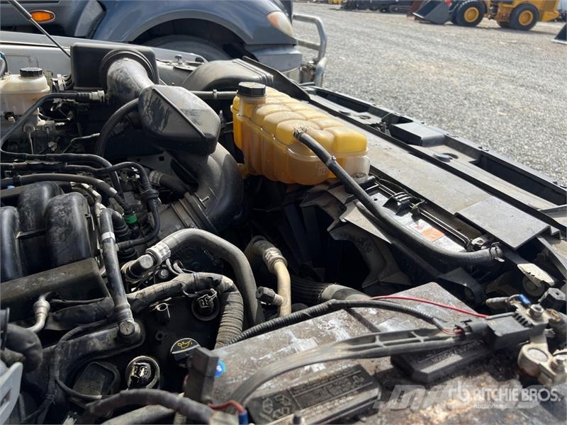 Ford F-150 4x4 Extended Cab Pickup Drugi