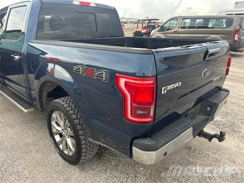 Ford F-150 4x4 Pickup Outro