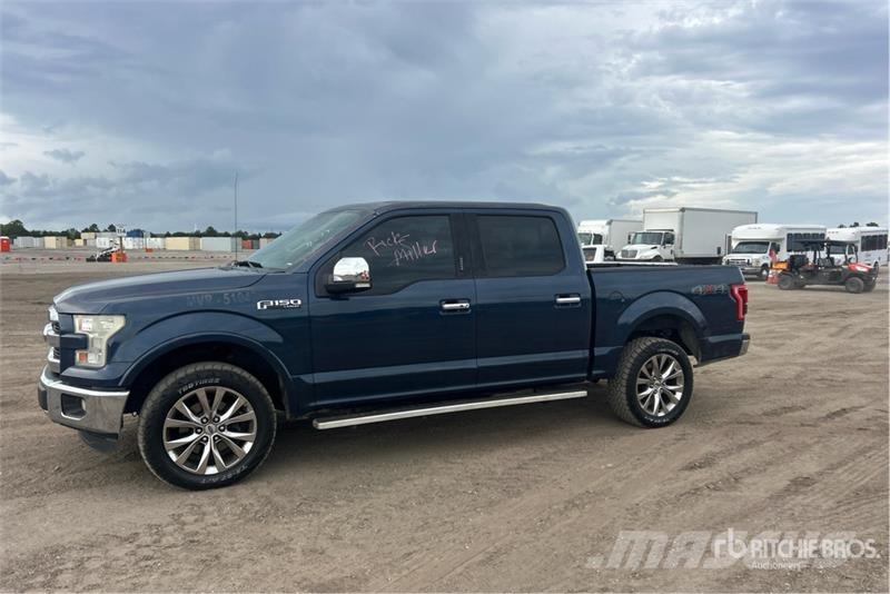 Ford F-150 4x4 Pickup Outro