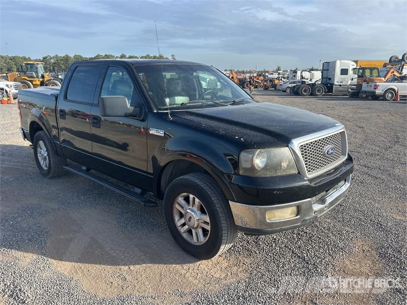 Ford F-150 Lariat 4x2 Crew Cab Pickup Otros