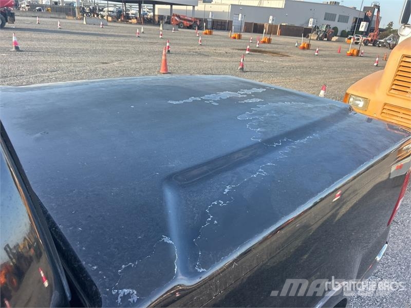 Ford F-150 Lariat 4x2 Crew Cab Pickup Otros