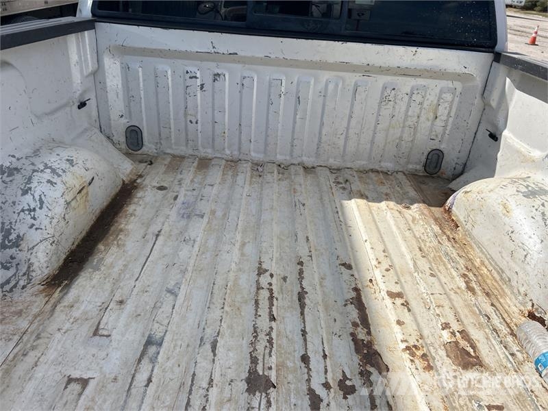 Ford F-150 Lariat 4x2 Crew Cab Pickup Andere Transporter