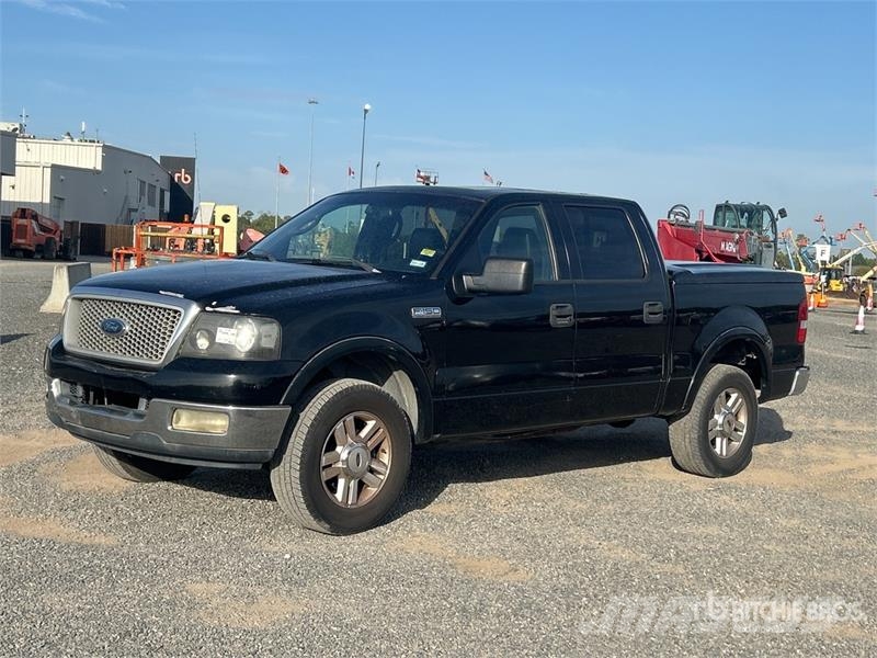 Ford F-150 Lariat 4x2 Crew Cab Pickup Otros