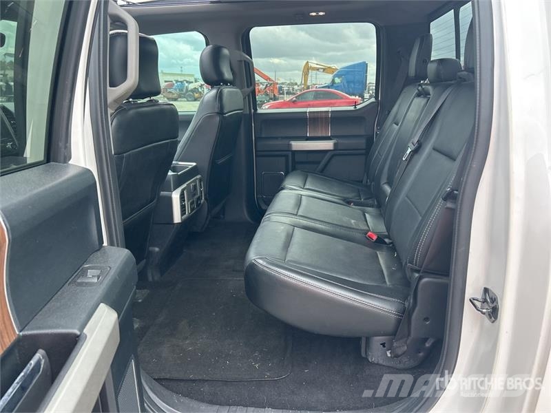 Ford F-150 Lariat 4x4 Crew Cab Pickup Drugi