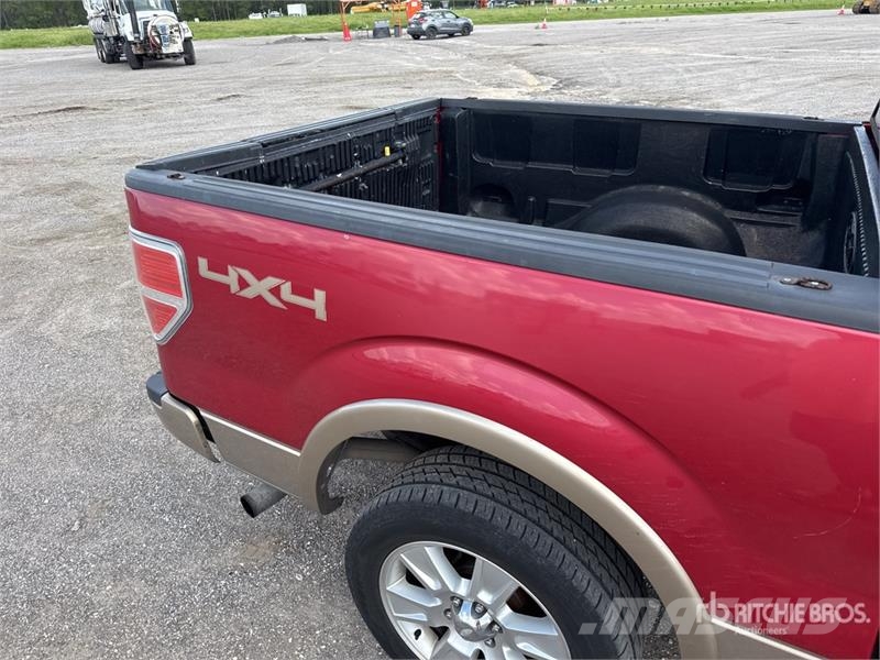 Ford F-150 Lariat 4x4 Crew Cab Pickup Övriga bilar