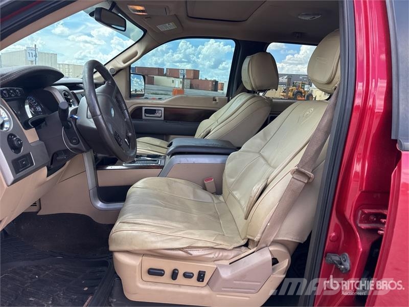 Ford F-150 Lariat 4x4 Crew Cab Pickup Övriga bilar