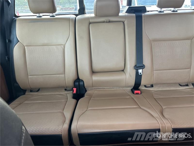 Ford F-150 Lariat 4x4 Crew Cab Pickup 其他