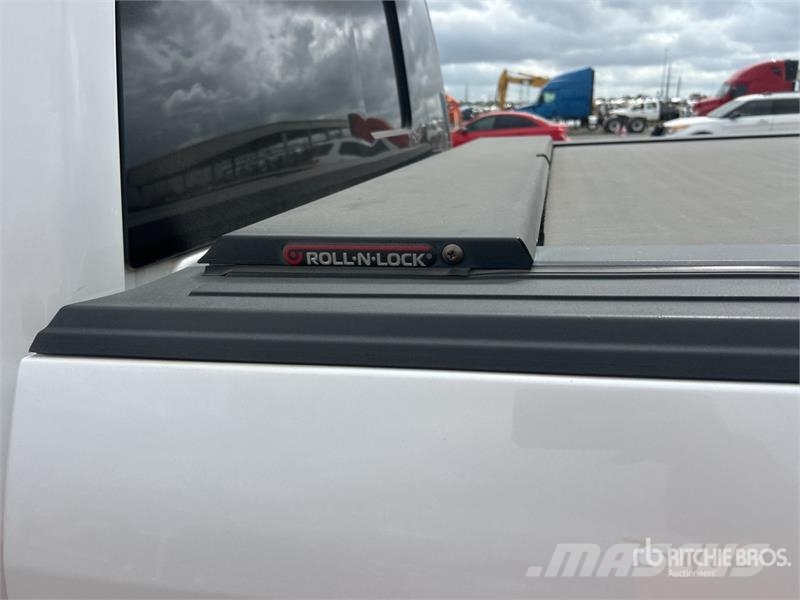 Ford F-150 Lariat 4x4 Crew Cab Pickup Drugi