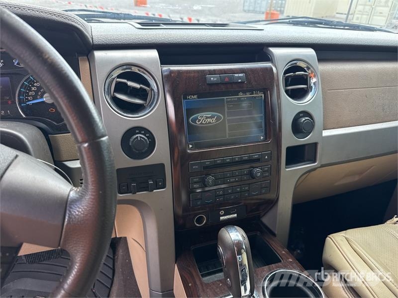 Ford F-150 Lariat 4x4 Crew Cab Pickup Övriga bilar