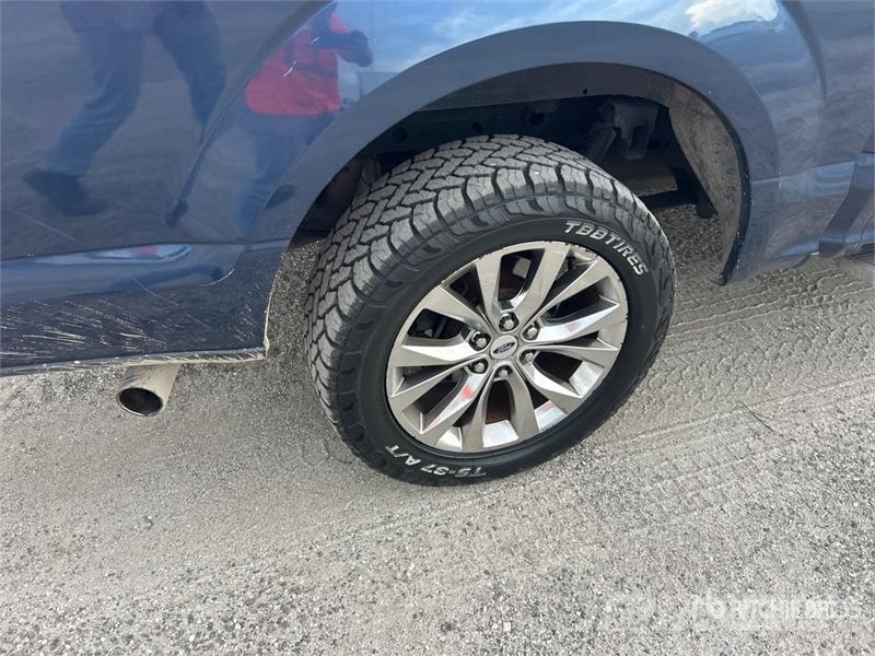 Ford F-150 Lariat 4x4 Crew Cab Pickup Ostalo