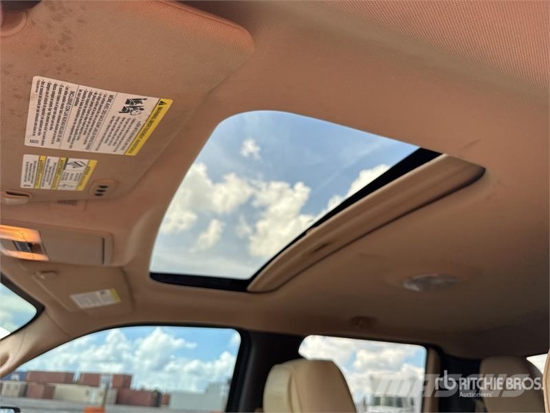 Ford F-150 Lariat 4x4 Crew Cab Pickup Övriga bilar