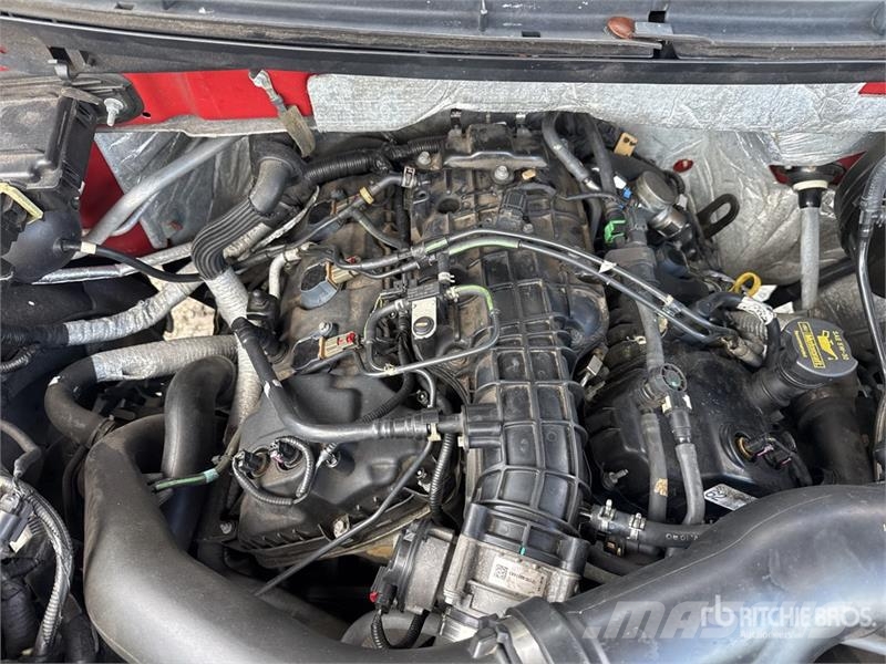 Ford F-150 Lariat 4x4 Crew Cab Pickup Övriga bilar