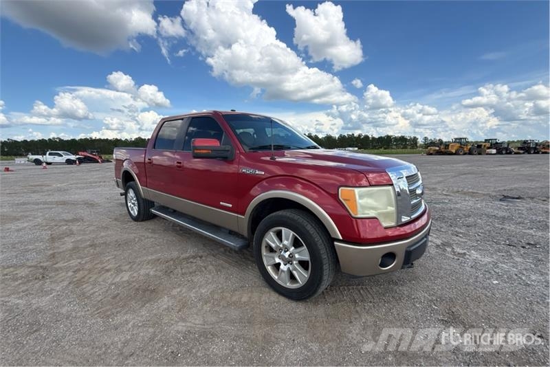 Ford F-150 Lariat 4x4 Crew Cab Pickup Övriga bilar