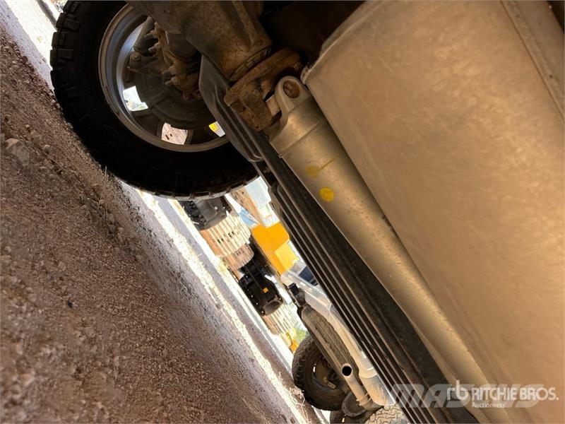 Ford F-150 Platinum 4x4 Crew Cab Pickup Прочие фургоны