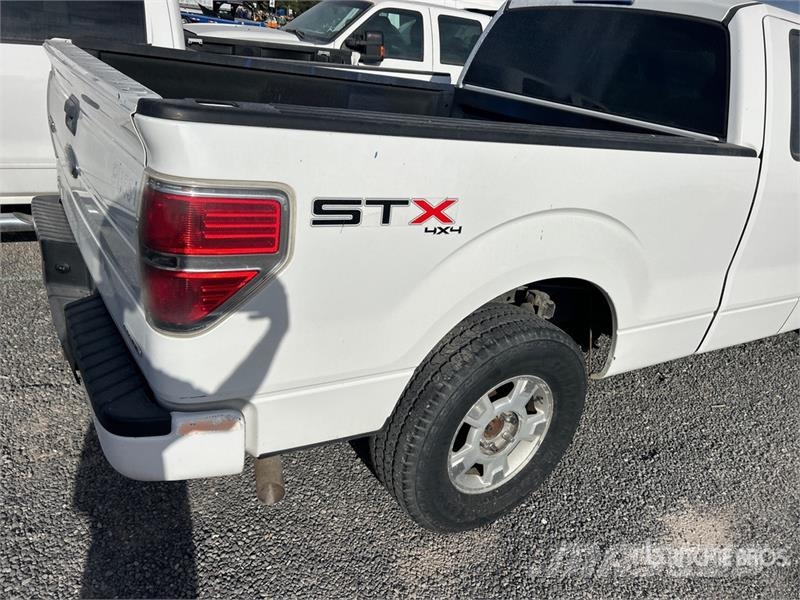 Ford F-150 STX 4x2 Extended Cab Pickup 기타