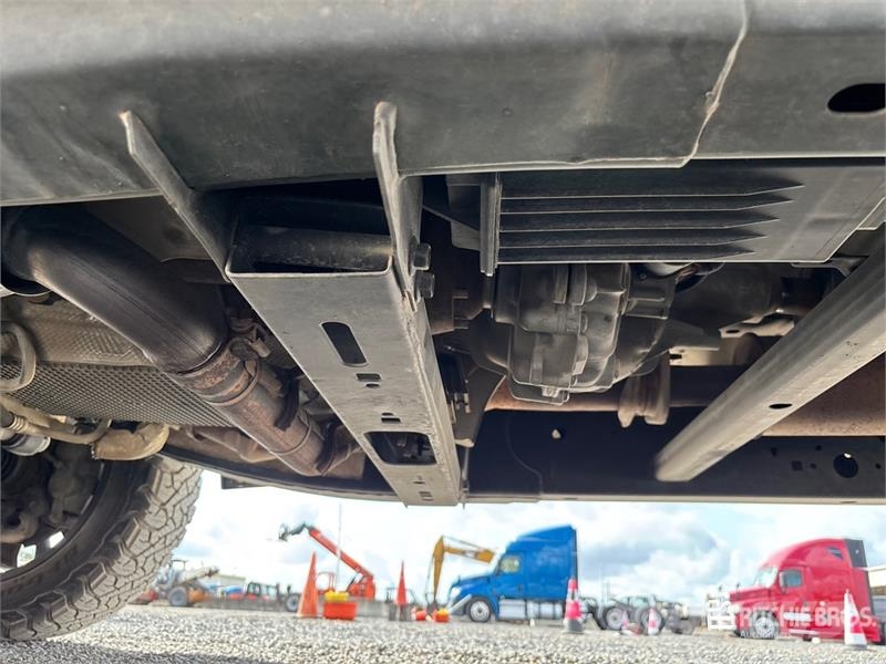 Ford F-150 STX 4x4 Crew Cab Pickup Muu