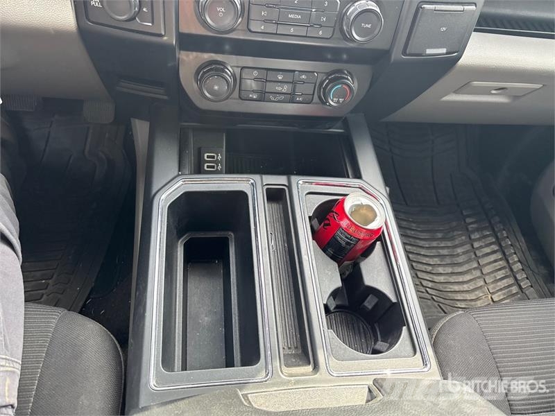 Ford F-150 STX 4x4 Crew Cab Pickup Muu