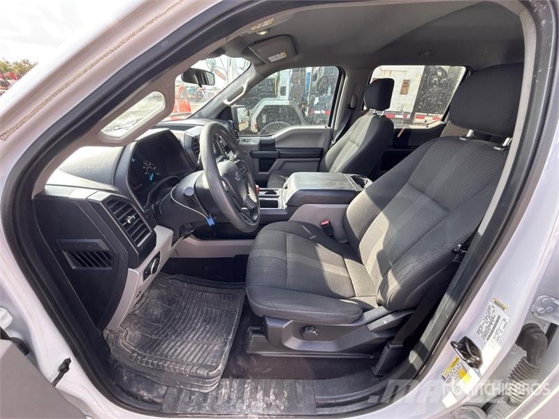Ford F-150 STX 4x4 Crew Cab Pickup Muu