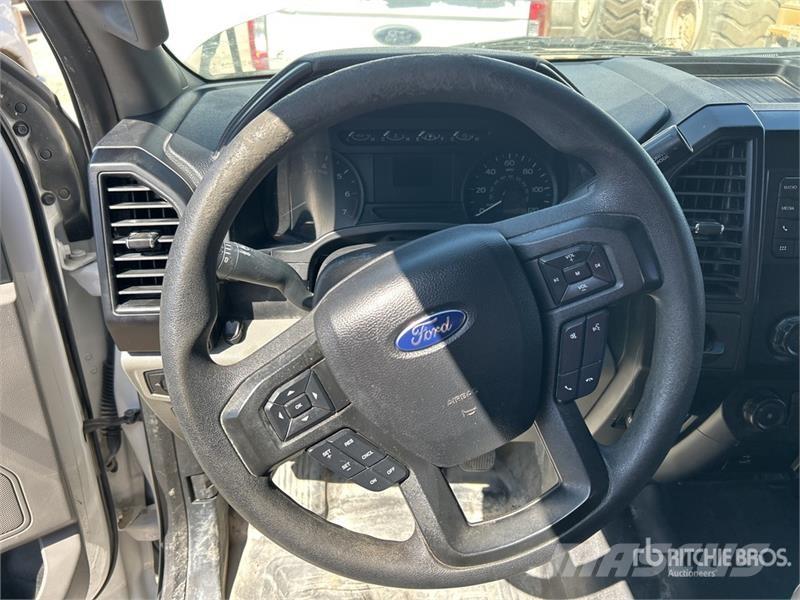 Ford F-150 XL 4x2 Crew Cab Pickup Other