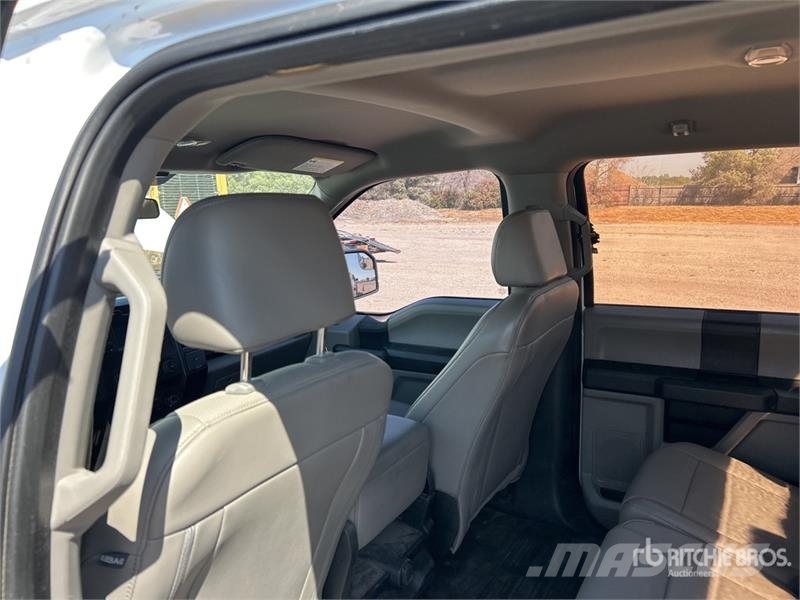 Ford F-150 XL 4x2 Crew Cab Pickup Other