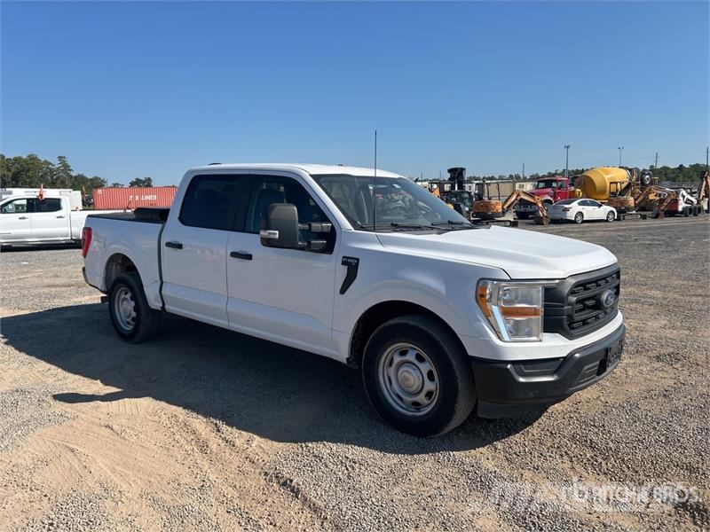 Ford F-150 XL 4x2 Crew Cab Pickup Ostalo