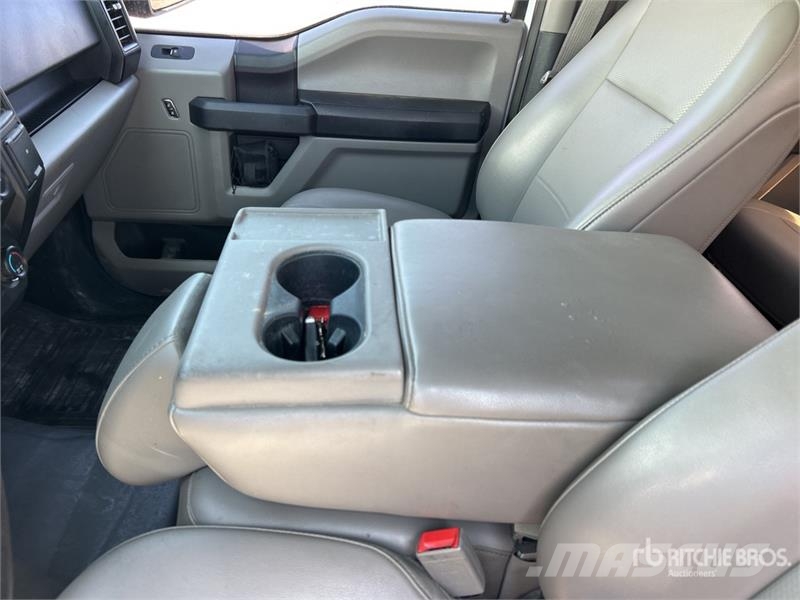 Ford F-150 XL 4x2 Crew Cab Pickup Other