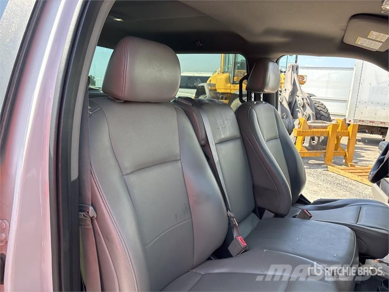 Ford F-150 XL 4x2 Crew Cab Pickup Furgoni altro