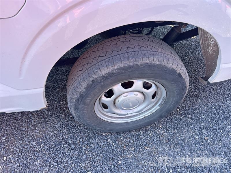 Ford F-150 XL 4x2 Crew Cab Pickup Ostalo