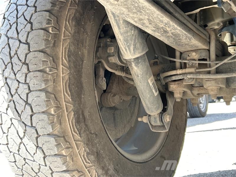 Ford F-150 XL 4x2 Crew Cab Pickup Other