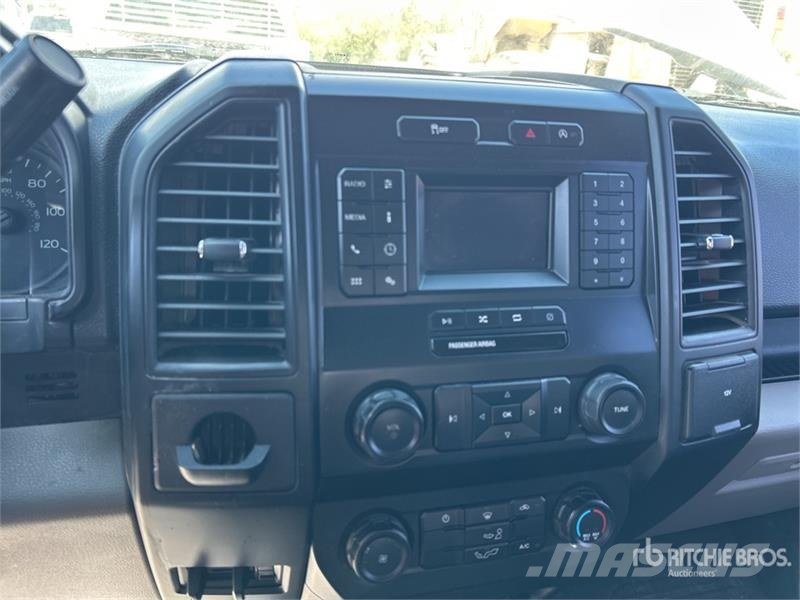 Ford F-150 XL 4x2 Crew Cab Pickup Other