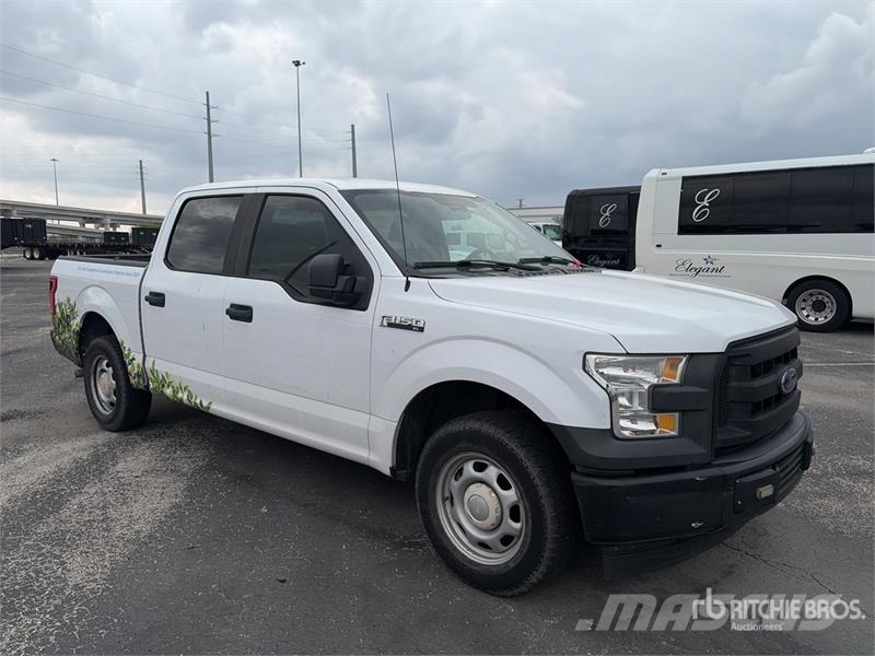 Ford F-150 XL 4x2 Crew Cab Pickup Other