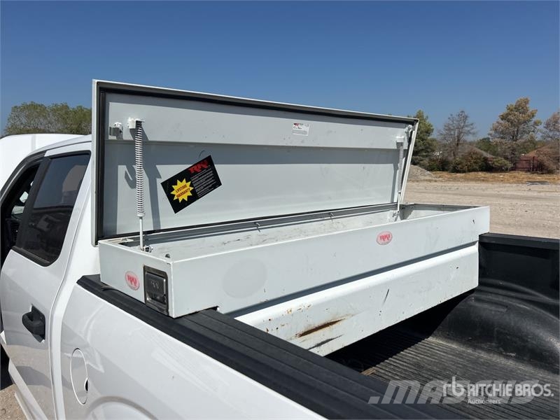 Ford F-150 XL 4x2 Crew Cab Pickup Other