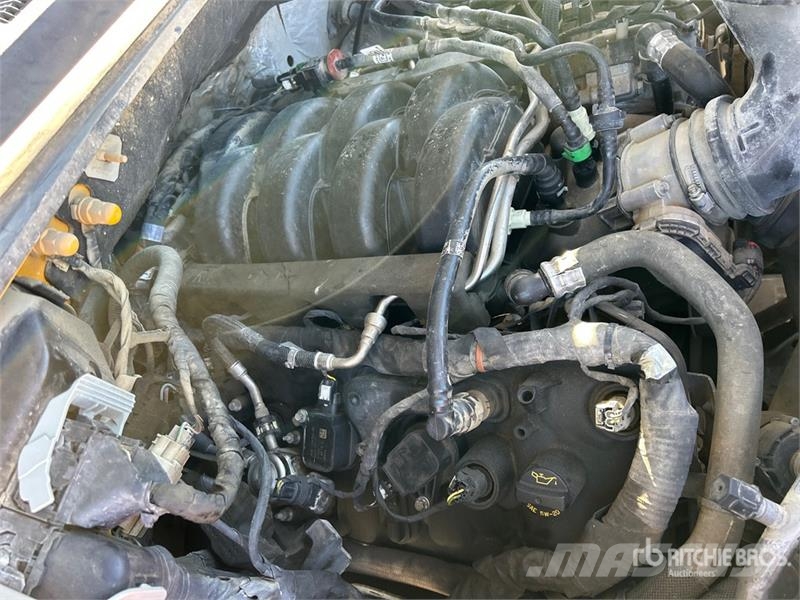 Ford F-150 XL 4x2 Crew Cab Pickup Inne