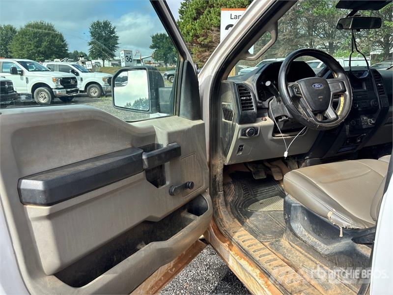 Ford F-150 XL 4x2 Crew Cab Pickup Other