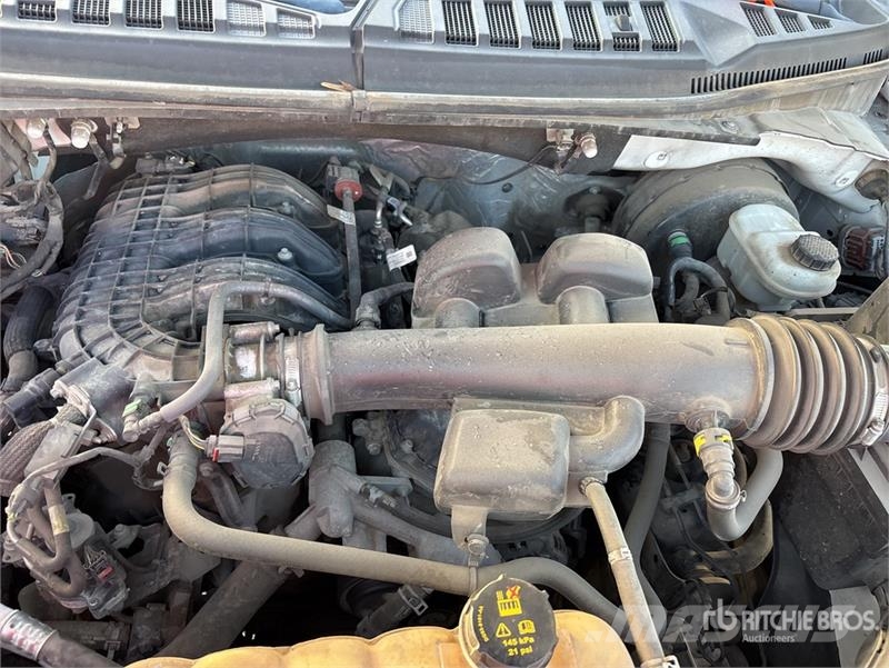 Ford F-150 XL 4x2 Crew Cab Pickup Інше