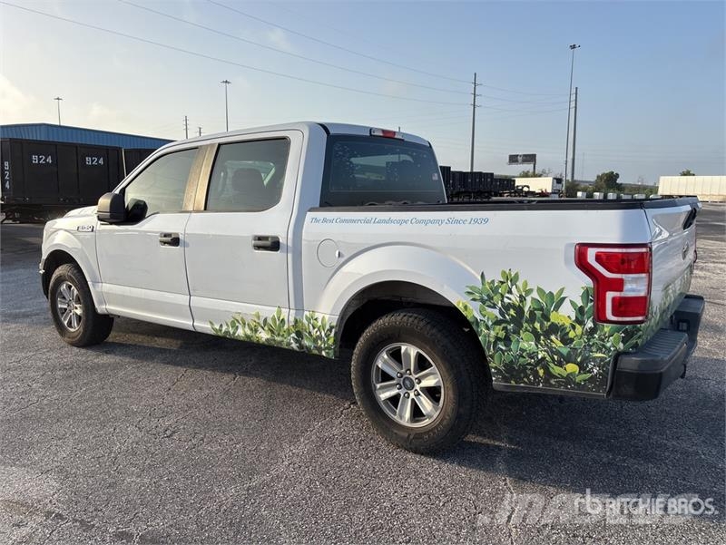 Ford F-150 XL 4x2 Crew Cab Pickup Інше