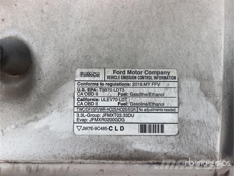 Ford F-150 XL 4x2 Crew Cab Pickup Furgoni altro