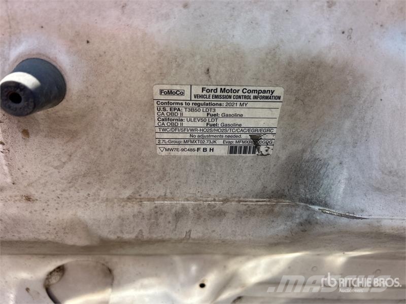 Ford F-150 XL 4x2 Crew Cab Pickup Ostalo