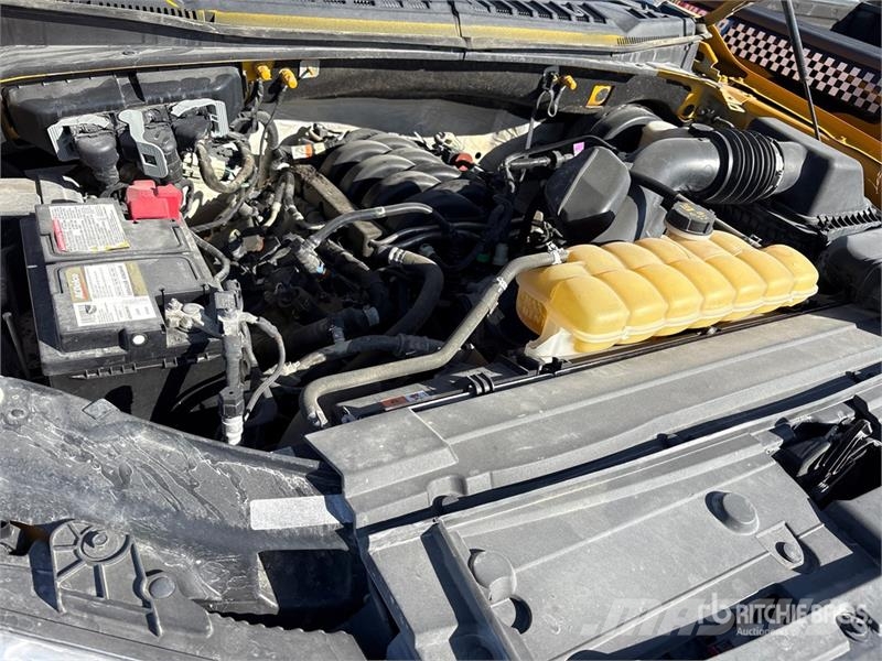 Ford F-150 XL 4x2 Crew Cab Pickup 其他