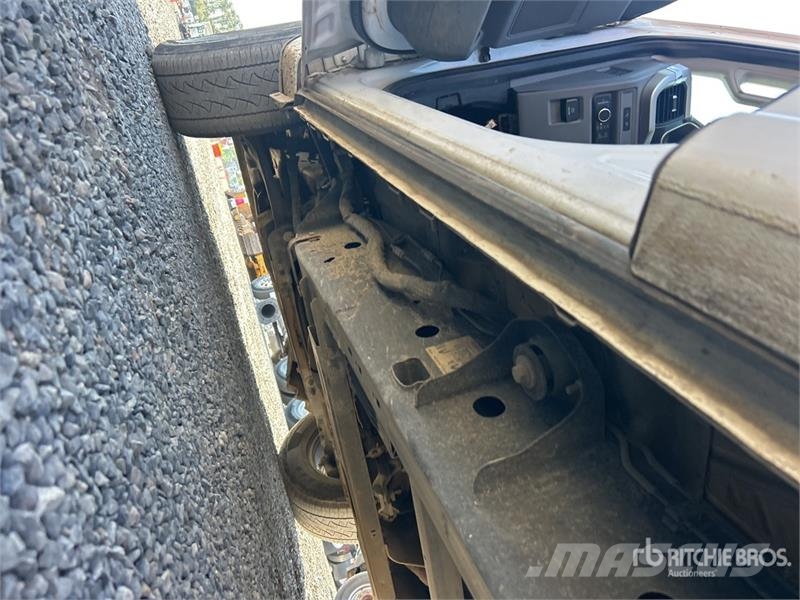 Ford F-150 XL 4x2 Crew Cab Pickup Ostalo