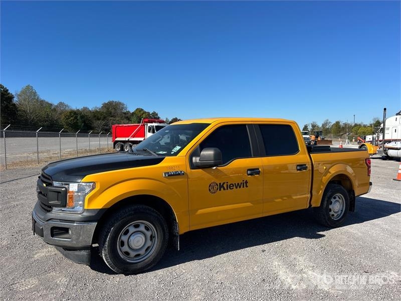 Ford F-150 XL 4x2 Crew Cab Pickup Inne