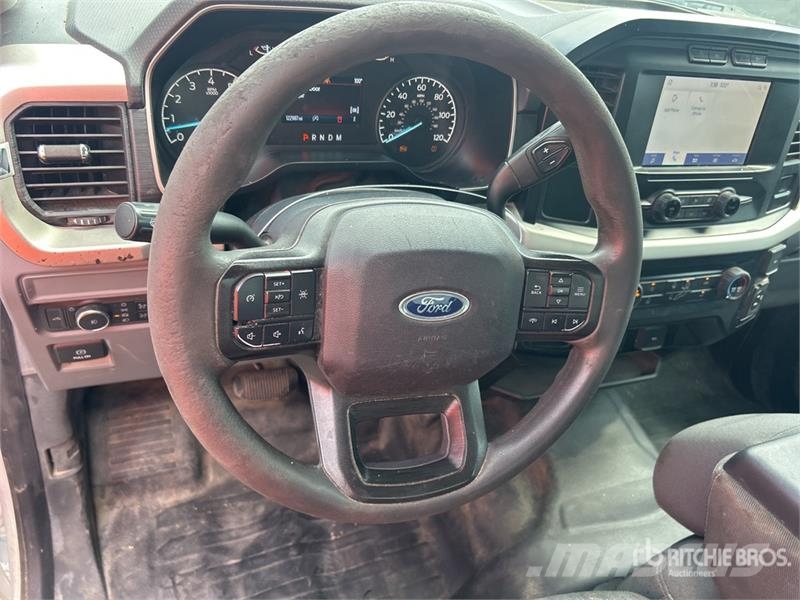 Ford F-150 XL 4x2 Extended Cab Pickup Autre fourgon / utilitaire
