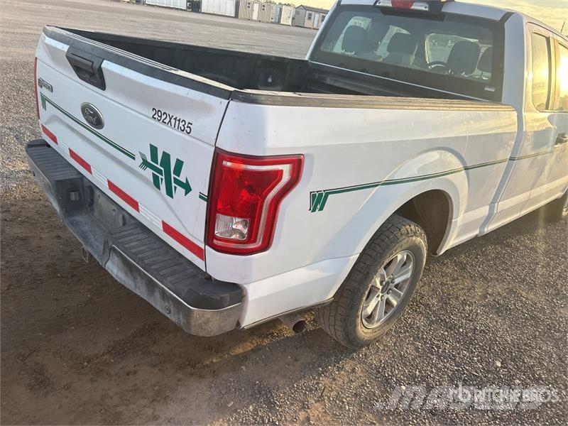 Ford F-150 XL 4x2 Extended Cab Pickup Muu