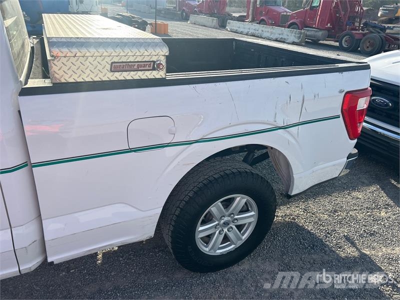 Ford F-150 XL 4x2 Extended Cab Pickup Andre varebiler
