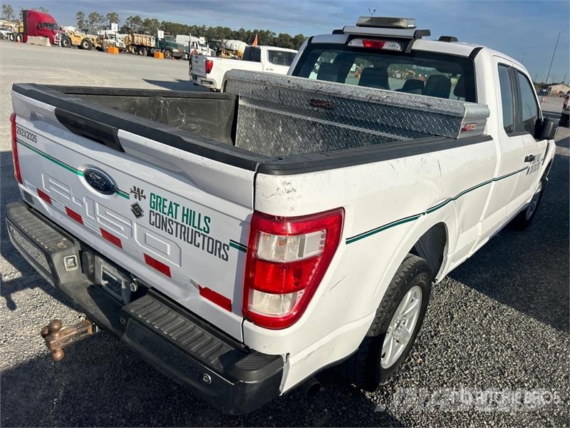 Ford F-150 XL 4x2 Extended Cab Pickup Andre varebiler