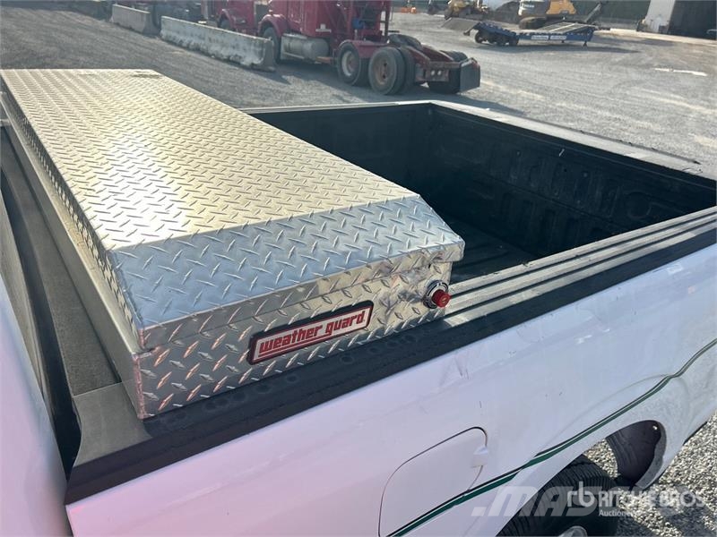 Ford F-150 XL 4x2 Extended Cab Pickup Andre varebiler