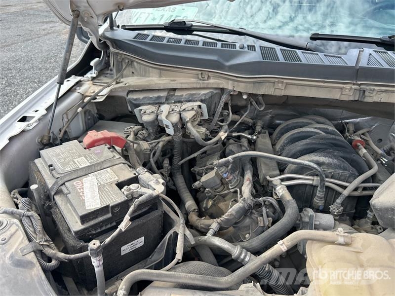 Ford F-150 XL 4x2 Extended Cab Pickup Інше